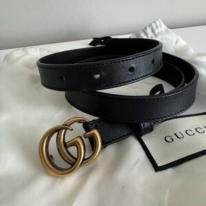 Gucci Women’s GG Marmont Thin Belt | Black